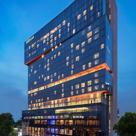 فندق هيلتون قوانغتشو تيانهي المظهر الخارجي الصورة Hilton Chengdu